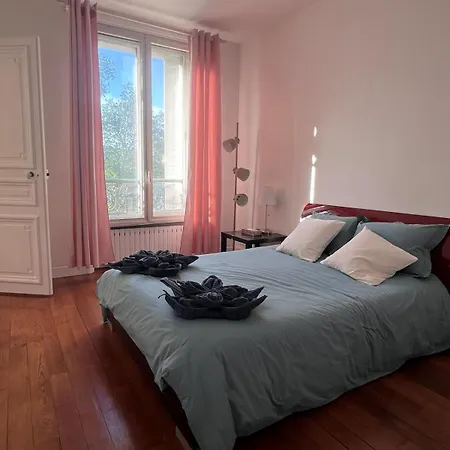 Eiffel Dream Abode * باريس
